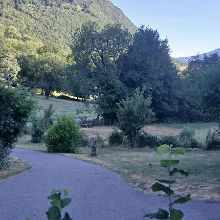 Appartement Avec Cuisine, Entree Et Terrasse Privee ! *